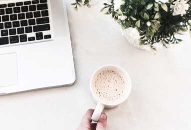 开云体育-宁波男篮社媒发布训练视频：猜猜看谁投中了中圈投篮