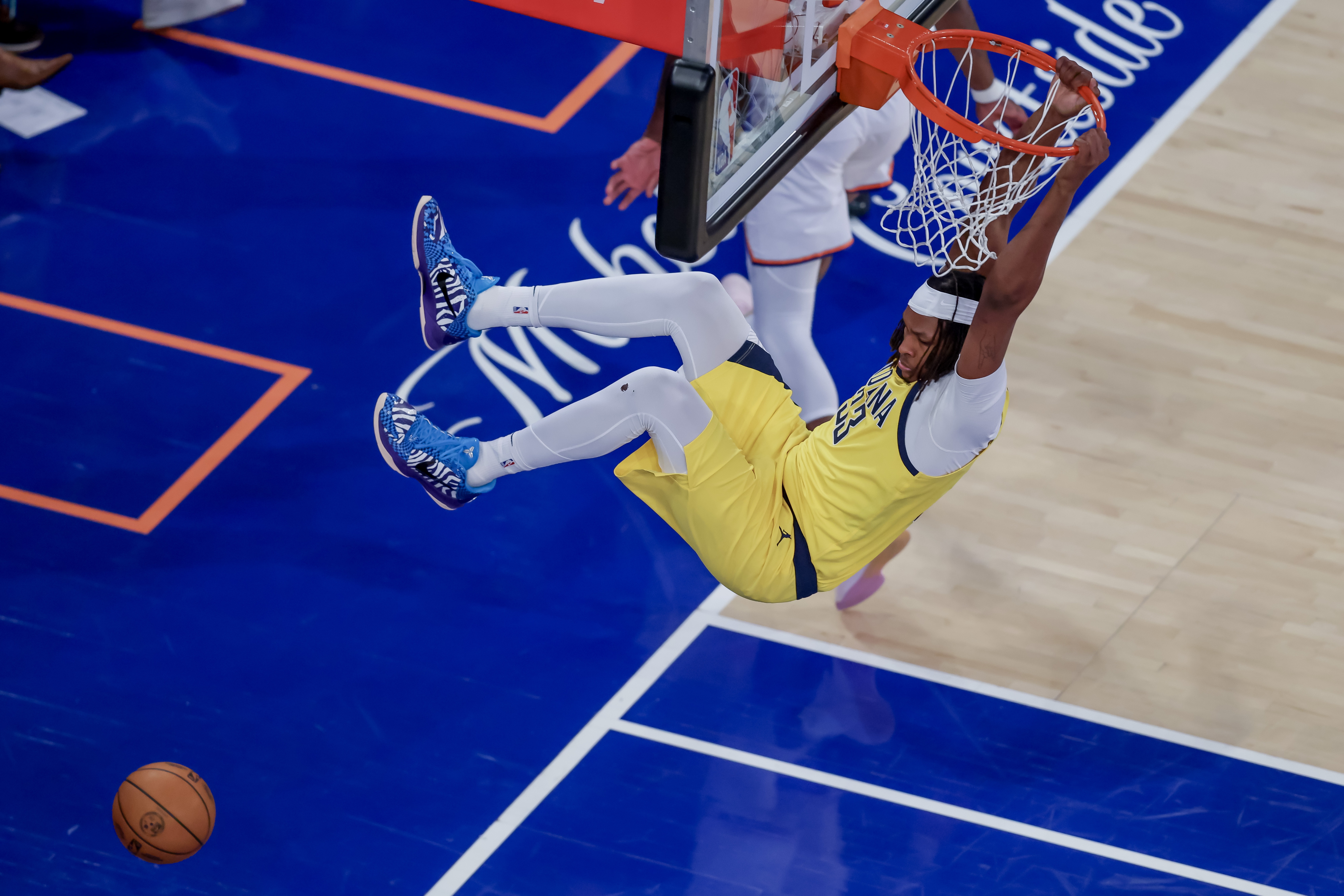 KAIYUN-NBA东部关键引援盘点：雄鹿得特纳搭档字母哥，76人收获探花秀，老鹰连签两将补强阵容