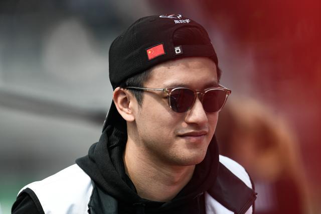 开云APP-专访周冠宇②：要更上一层楼 第一站要全部释放出来