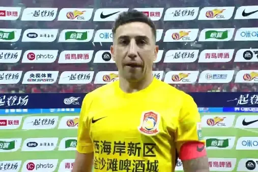 KAIYUN-戴维森：海港主场一向不好踢；上半场我们机会多但没把握住